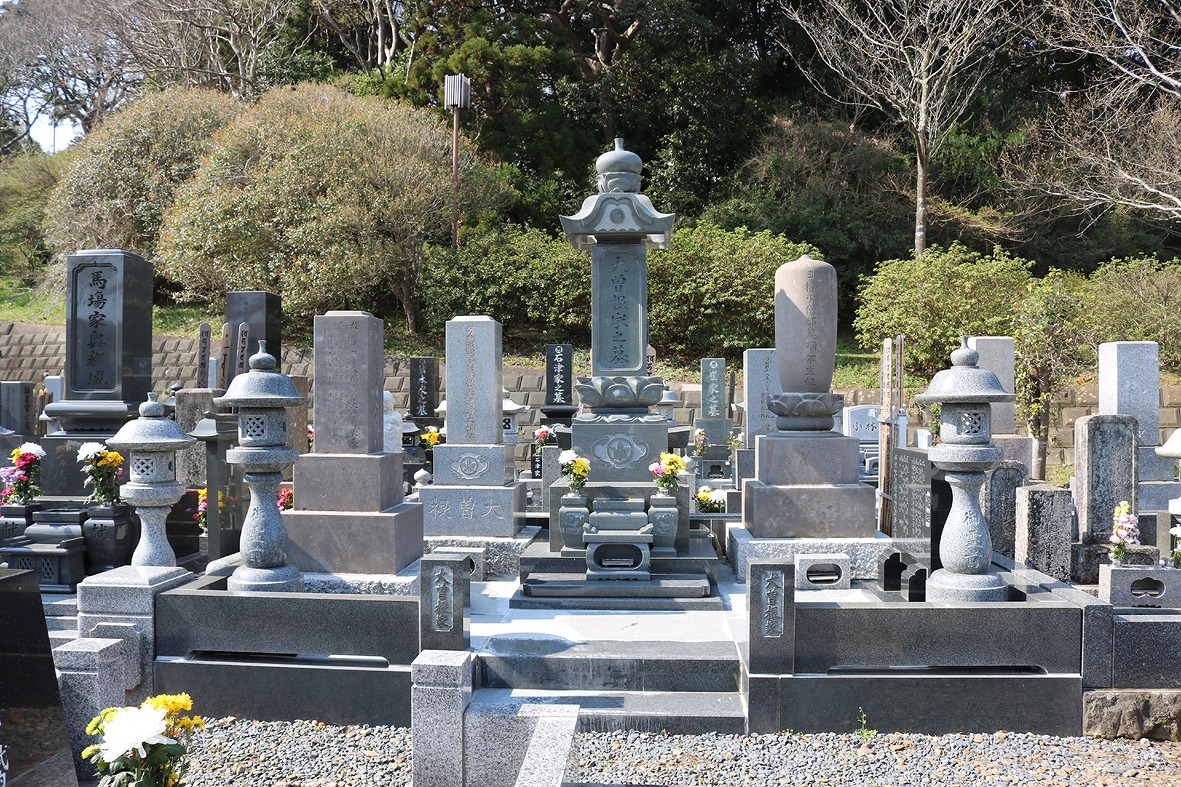 本小松石を使用した大名墓が完成しました。鹿嶋市｜茨城県の墓石・仏壇 